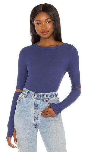 Solomon Elbow Slit Tee in Blue. - size L (also in M, S) - Michael Lauren - Modalova