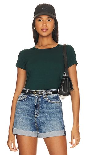 Tucker Fitted Tee in Dark Green. - size L (also in M, S, XS) - Michael Lauren - Modalova