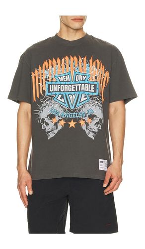 Unforgettable Shield Tee in . Size L. Also in M, S, XL/1X - Memory Lane - Modalova