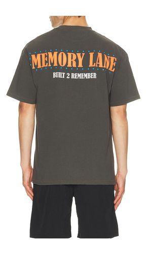 Unforgettable Shield Tee in . Size L. Also in M, S, XL/1X - Memory Lane - Modalova