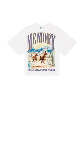 Wild Horses Crop Tee in White. - size L (also in M, S, XL/1X) - Memory Lane - Modalova