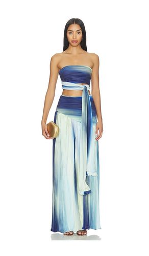 Caliente Crop Top in ,. Size L. Also in XL - Mayle Vasquez - Modalova