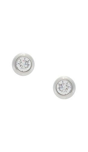 Dylan Stud Earring in Metallic - Natalie B Jewelry - Modalova