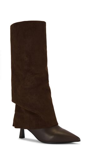 X REVOLVE The Sia Boot in . Size 8. Also in 9 - Nakedvice - Modalova