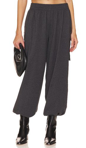 Oversized Boyfriend Cargo Sweatpant in . Taglia S - Norma Kamali - Modalova