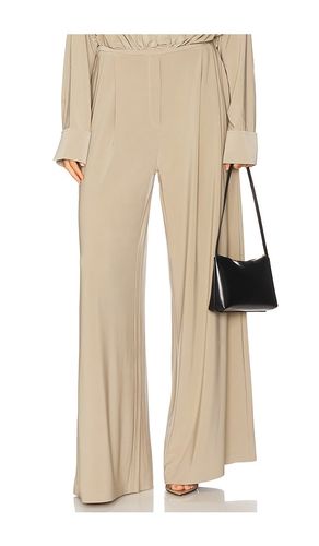 Mens Pleat Pant in Taupe. - size L (also in S, XS) - Norma Kamali - Modalova