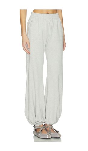 Boyfriend Puff Jog Pant in . Size L. Also in M, S, XXS - Norma Kamali - Modalova