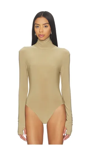 Long Sleeve Turtle Bodysuit in Tan. - size L (also in S) - Norma Kamali - Modalova