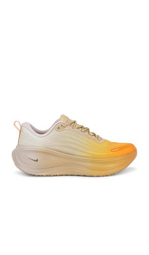 Vomero Plus Sp Sneaker in Orange. - size 10 (also in 10.5, 11, 11.5, 12, 13, 14, 6.5, 7, 7.5, 8, 8.5, 9, 9.5) - Nike - Modalova