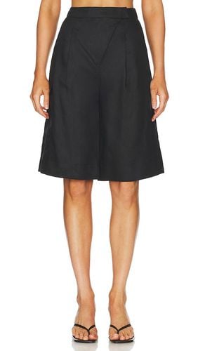 Imani Overlapped Bermuda Shorts in . - size 10 (also in 12, 2, 6) - NICHOLAS - Modalova