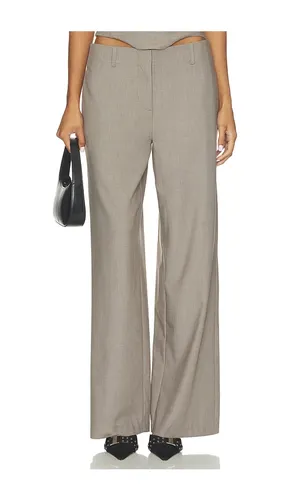 Trent Pant in . Size L. Also in M, S, XL, XS - NIA - Modalova