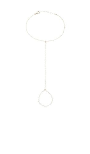 Reign Hand Chain in - NAiiA - Modalova
