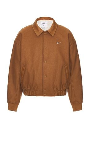 M Nk Solo Wool Varsity Jacket in Brown. - size L (also in M, S, XL, XXL) - Nike - Modalova