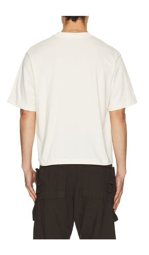 NSW ACG Tee in Cream. - size XL (also in XXL) - Nike - Modalova