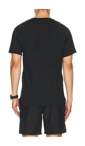 Pro Training Dri-Fit Advanced Short-Sleeve Top in . - size L (also in M, S, XL/1X, XS, XXL/2X) - Nike - Modalova