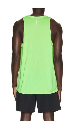 Aero Fit Stride Tank in Yellow. - size L (also in M, S, XL/1X) - Nike - Modalova