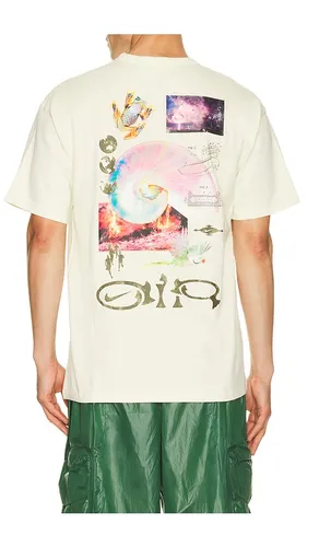 U Sportswear Tee LSE Prem Earth Day in Cream. - size L (also in M, S, XS, XXL/2X) - Nike - Modalova