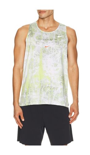 Dri Fit Adv Stride Tank in Yellow. - size L (also in M, S, XL/1X, XS, XXL/2X) - Nike - Modalova