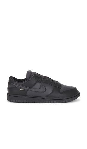 Dunk Low GTX in Black. - size 7 (also in 7.5) - Nike - Modalova