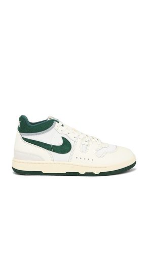 Attack in Dark Green. - size 10 (also in 10.5, 11, 11.5, 12, 12.5, 13, 6, 6.5, 7, 7.5, 8, 8.5, 9, 9.5) - Nike - Modalova