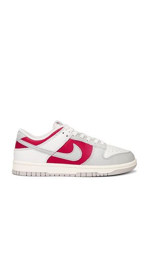 Dunk Low Retro in Light Grey. - size 10 (also in 10.5, 11, 11.5, 12, 12.5, 13, 8, 8.5, 9, 9.5) - Nike - Modalova