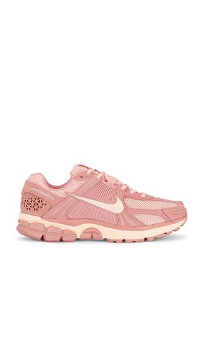 Zoom Vomero 5 in Pink. - size 10 (also in 10.5, 11, 11.5, 12, 12.5, 13, 7, 7.5, 8, 8.5, 9, 9.5) - Nike - Modalova