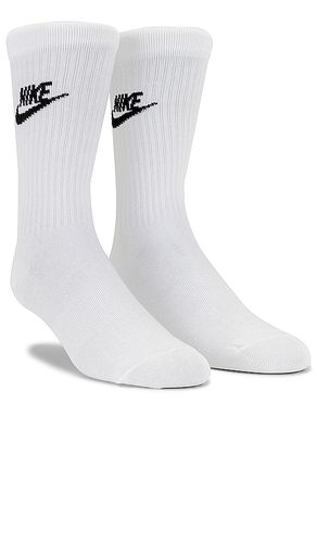 NK 3 Pack NSW Everyday Essential Crew Socks in . - size L (also in M, S) - Nike - Modalova