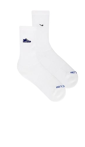 Everyday Plus Cushioned Crew Socks in White. - size M (also in XL/1X) - Nike - Modalova