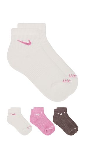 Training 3 Pack Ankle Socks in Pink. - size L (also in S) - Nike - Modalova