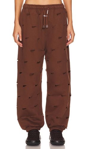 X Jacquemus Swoosh Pant in Brown. - size M (also in XL, XXL) - Nike - Modalova