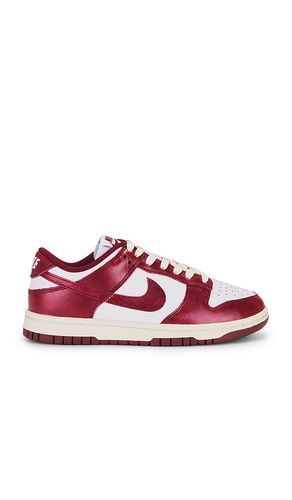 Dunk Low Premium in Red. - size 10 (also in 10.5, 11, 12, 5.5, 6, 6.5, 7, 7.5, 8, 8.5, 9, 9.5) - Nike - Modalova