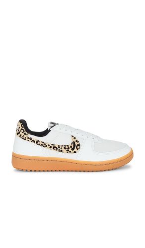 Field General Se Sneaker in White. - size 10 (also in 11, 5, 5.5, 6, 6.5, 7, 7.5, 8, 8.5, 9, 9.5) - Nike - Modalova