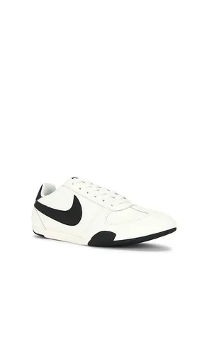 Sprint Sister 2026 Sneaker in Cream. - size 10 (also in 10.5, 5, 6, 6.5, 7, 7.5, 8, 8.5, 9, 9.5) - Nike - Modalova