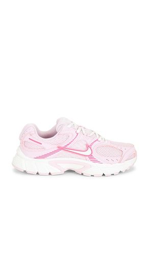 V5 Runner NA37 Sneaker in Pink. - size 10.5 (also in 5) - Nike - Modalova