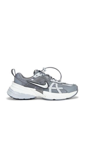 V2K Run Speed Lace Sneaker in Grey. - size 10.5 (also in 11, 5, 5.5, 6, 6.5, 7, 9) - Nike - Modalova