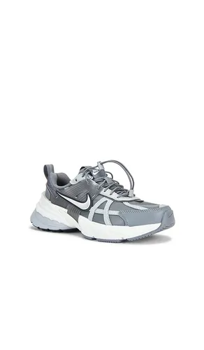 V2K Run Speed Lace Sneaker in Grey. - size 10.5 (also in 11, 5, 5.5, 6, 6.5, 7, 9) - Nike - Modalova