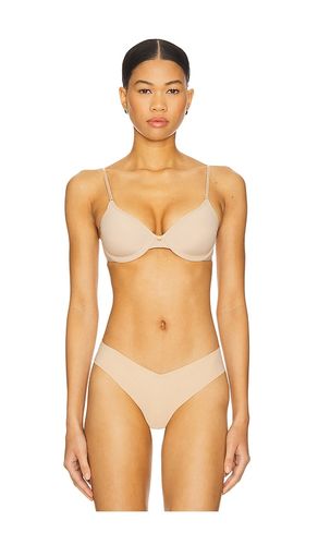 Understated Contour Underwire Bra in Nude. - size 32C (also in 34B, 34C, 34D, 36B, 36C, 36D) - Natori - Modalova