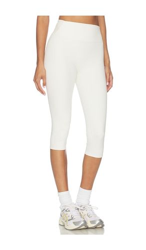 X REVOLVE Matte 17 Inch Crop Pants in . Size M. Also in S - NikeSKIMS - Modalova