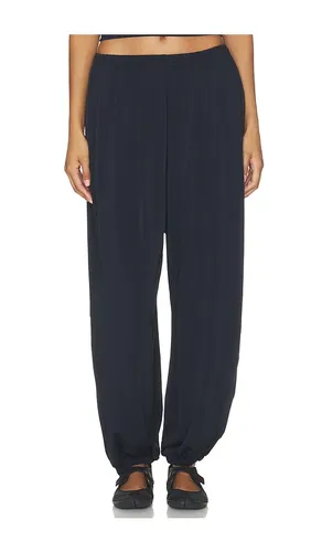 Stretch Knit Harem Pants in . Taglia M. Also in S - NikeSKIMS - Modalova