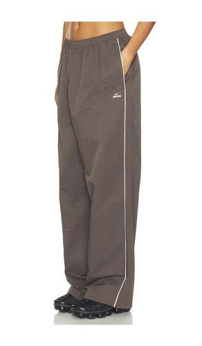 Wide Leg Pant in Grey. - size L (also in S, XS) - NikeSKIMS - Modalova