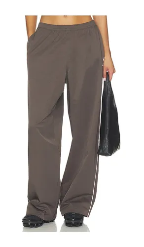 Wide Leg Pant in Grey. - size L (also in S, XS) - NikeSKIMS - Modalova