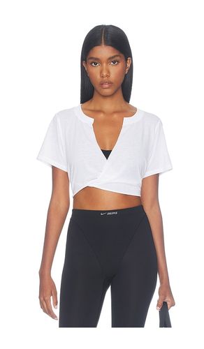 Crop Shortsleeve Top in . Size L. Also in S - NikeSKIMS - Modalova
