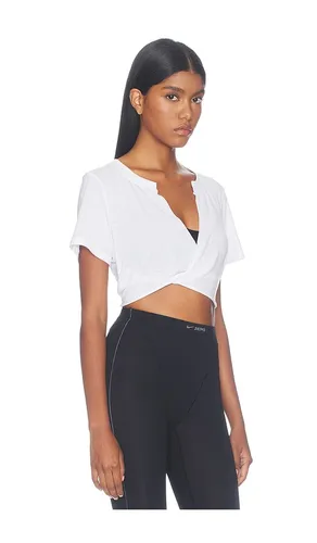 Crop Shortsleeve Top in . Size L. Also in S - NikeSKIMS - Modalova