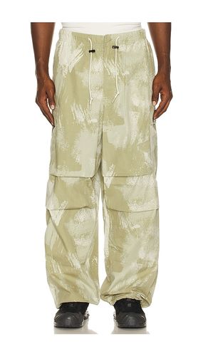 Giant Cargo Pant in Green. - size M (also in XL/1X) - Obey - Modalova