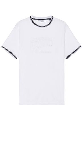 An T-shirt in White. - size S (also in XL/1X) - Original Penguin - Modalova