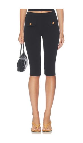 Button Capri in . Size L. Also in S, XL/1X - Oddli - Modalova