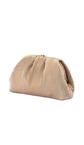 Naomi Pleated Clutch in - olga berg - Modalova