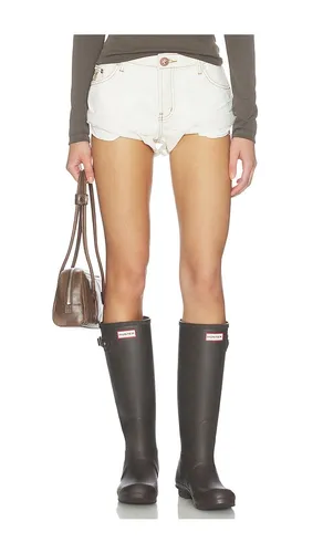 Bandits Low Waist Denim Short in White. - size 27 (also in 28, 29, 30, 31) - One Teaspoon - Modalova