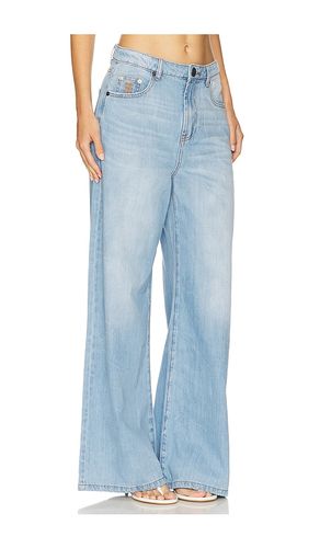 Love Machines High Waist Super Wide Leg in Blue. - size 27 (also in 29) - One Teaspoon - Modalova