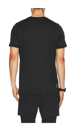 Core-T Graphic in . Size L. Also in M, S, XL/1X, XS - On - Modalova